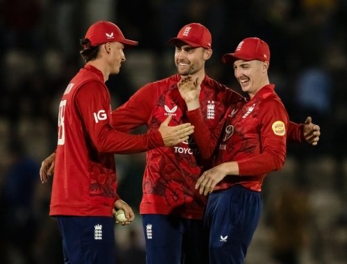 Tour Merchandise included in your England Cricket Tour to Sri Lanka