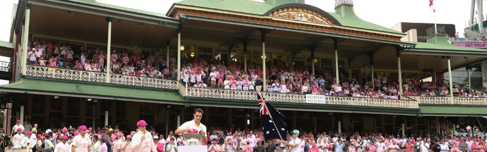 The Ashes Series 2025-26 - Official Hotel and Ticket Packages to Australia to watch England face Australia