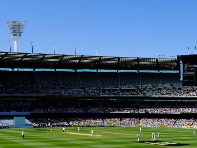 The 2025-26 NRMA Insurance Ashes Series Official Ticket Package to watch the third and fourth Test matches – image