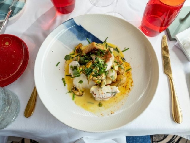 Book Sydney New Years Eve Jordons Seafood with Howzat Travel - image