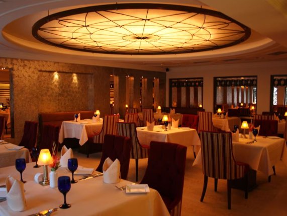 Pearl Continental Hotel, Lahore hotel dining